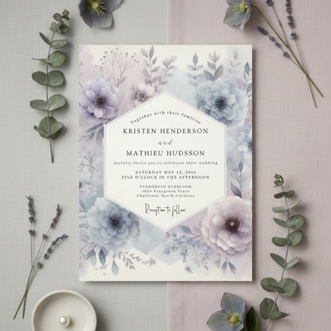 Lavender Frost Floral Elegance Wedding Inbjudningar (Skapare uppladdad)