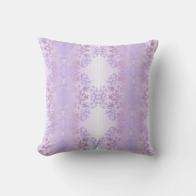 Lavender Grace Damask Kudde (Framsida)