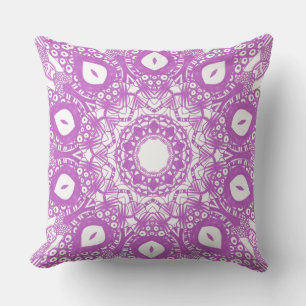 Lavender Light Lila Kaleidoscope Mandala Pillows Kudde