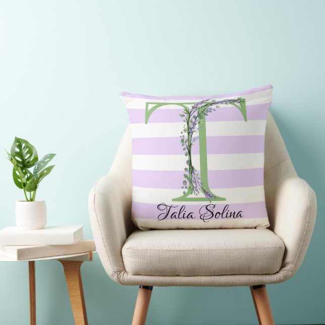 Lavender light lila white strimmor monogram kudde (Stol)