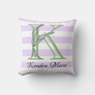 Lavender light lila white strimmor monogram kudde