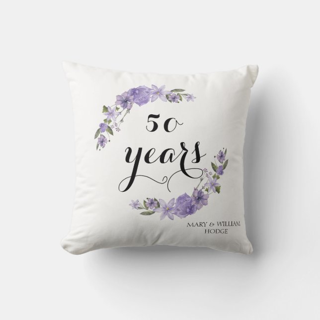 Lavender lila blommigtar 50:e bröllop-årsdagen kudde (Framsida)