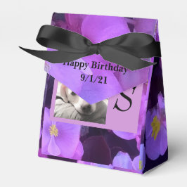 Lavender Lila Flower Add Initial i Ram Hund Presentaskar