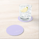 Lavender Lila Modern Script Girly Monogram Namn Underlägg Papper Rund<br><div class="desc">Lavender Lila Simple Script Monogram Namn Pappra Underlägg. Det gör perfekt studenten,  födelsedag,  bröllop,  möhippa,  årsdag,  babydusch eller bachelorette-fest till någon som glam lyx och chic stilar.</div>