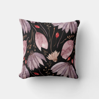 Lavender Lotus Flowers Throw Pillow Kudde