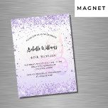 Lavender-manuslyx för fjäril-fjäril magnetisk inbjudningskort<br><div class="desc">För en elegant 40:e (eller någon ålder) födelsedagsfest. En vit och violett övertoningsbakgrund för chic. Dekorerad med violett faux glitter,  gnistor och en stor fjäril. Anpassa och lägg till information om namn och party. Namn är skrivet med ett handskript i stil</div>