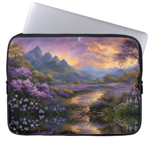 Lavender Mountain Valley vid Dawn Laptop Fodral