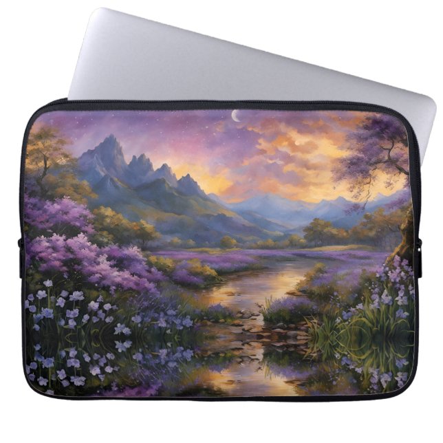 Lavender Mountain Valley vid Dawn Laptop Fodral (Framsidan)