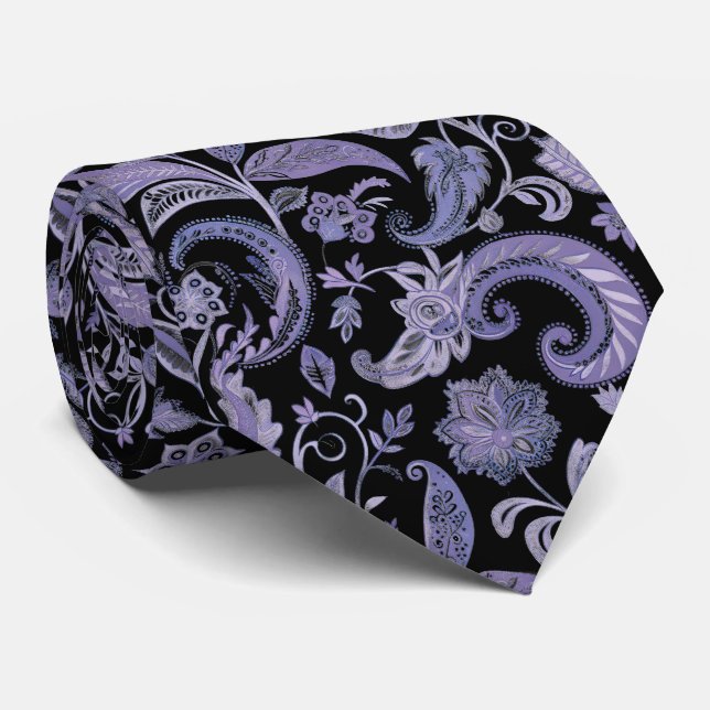 Lavender och Black Paisley Neck Tie Slips (Rullad)