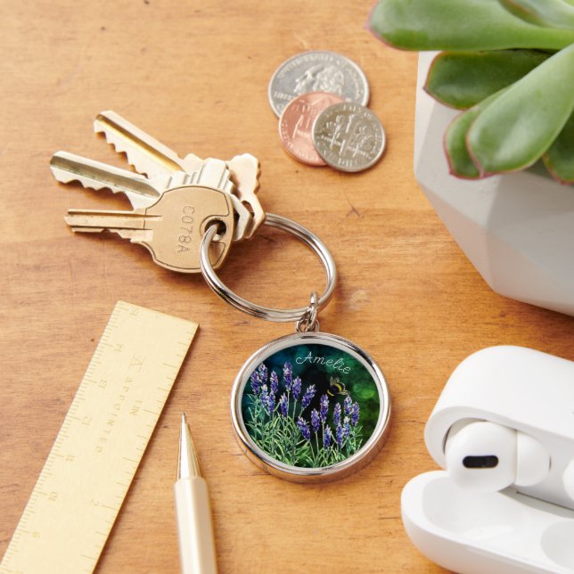 Lavender och Bumblebee målade med vattenfärger Rund Silverfärgad Nyckelring (Skrivbord)