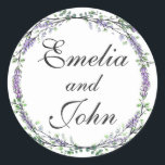 Lavender och Eucalyptus Runt Klistermärke<br><div class="desc">En elegant- och vintage som innehåller eukalyptus och lavender som är målade i romantiska vattenfärger.</div>