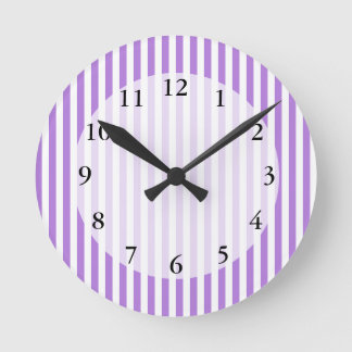 Lavender Stripe Mönster Rund Klocka