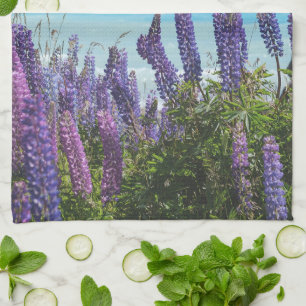 lavender vid sjö-kusten kökshandduk