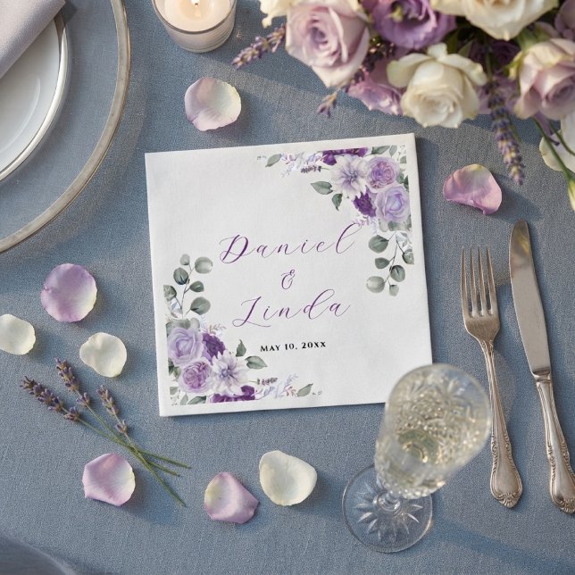 Lavenderns viskningar: Elegans i blom Pappersservett (Whispers of Lavender: Elegance in Bloom Napkins)