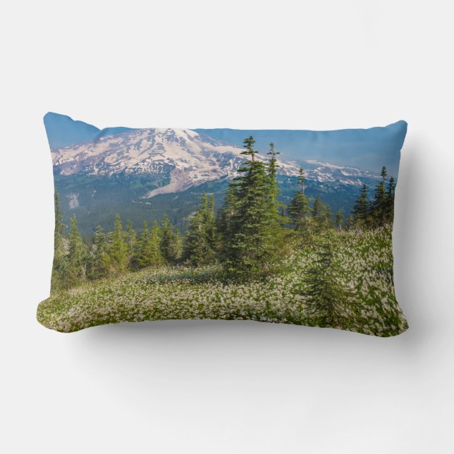 Lavinliljor och Mount Rainier Lumbarkudde (Framsida)
