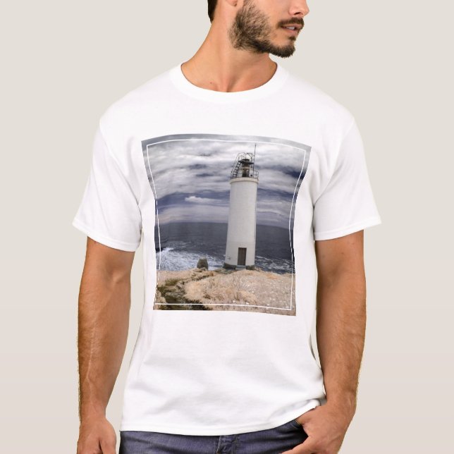 Laxens fyr| Galicien, Spanien Tee Shirt (Framsida)
