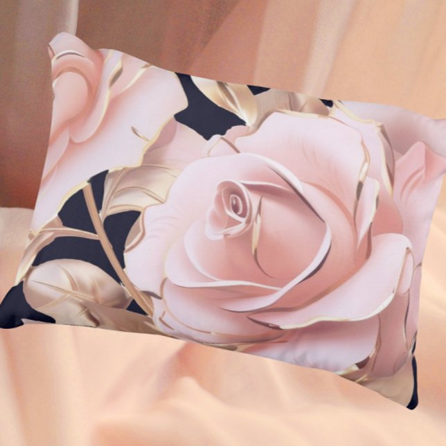 Le Boudoir Noir Peachy Pink Roses on Black Prydnadskudde (Peach pink gold on black is stunning!)