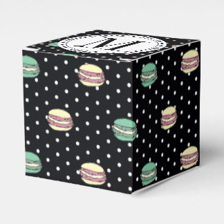 Le Macaron polkadot Presentaskar