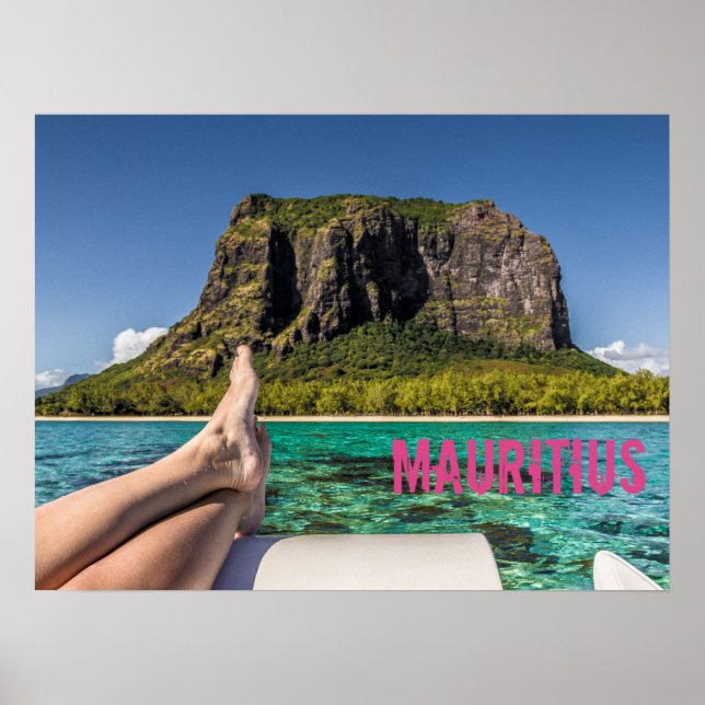 Le Morne Brabant Mauritius vy från båt till havs Poster (Framsidan)