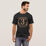 Leader 3-årsdagen bröllop t shirt<br><div class="desc">En design för att fira tre år av giftermål. Den här designen har en tunn (läder)färgad lagerdesign på en svart bakgrund. Läder är den traditionella gåvan till tillfälle. I texten står det att läder fyller 3 år. En romantisk design för att fira ditt tredje år i giftermål. Om du vill...</div>