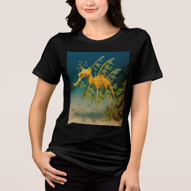 Leafy Sea Dragon T Shirt (Framsida)
