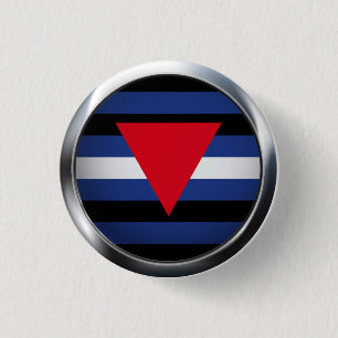 LEATHER QUEER PRIDE MEDALLION KNAPP