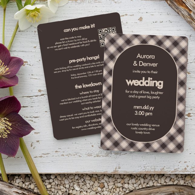 Ledig Brun Rutig Mysig Allt-i-ett Bröllop Inbjudningar (All in One Wedding Invitation from the Casual Brown Plaid wedding collection by Darling & May)
