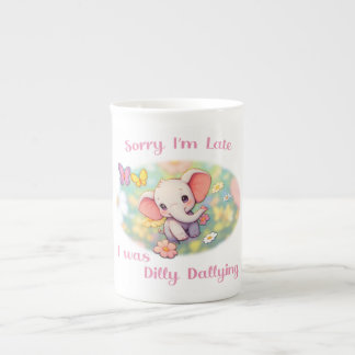 Ledsen att jag är sen Elefantdesign Benporslin Mugg