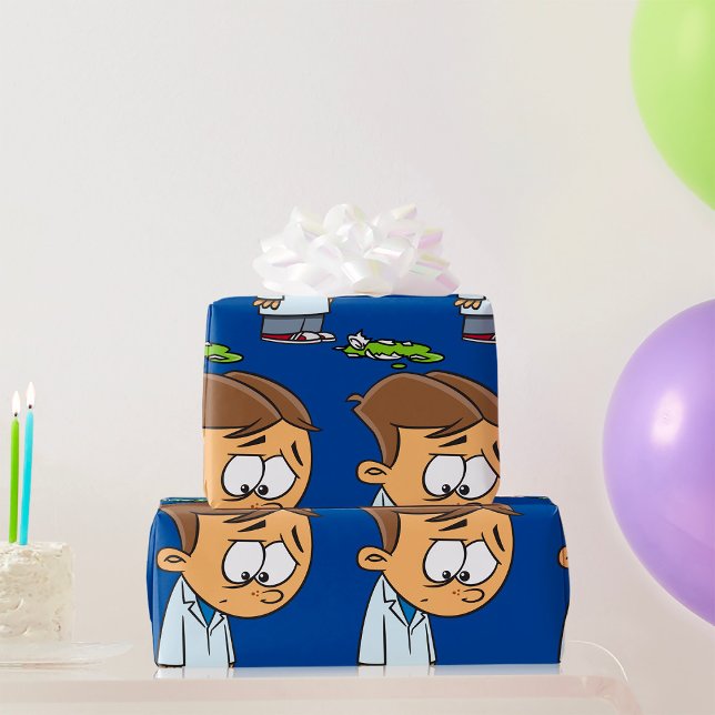 Ledsen Boy Scientist med Brken Experiment Presentpapper (Skapare uppladdad)