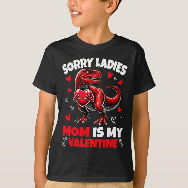 Ledsen damer mamma är min älskling dinosaurie håll t shirt (Framsida)