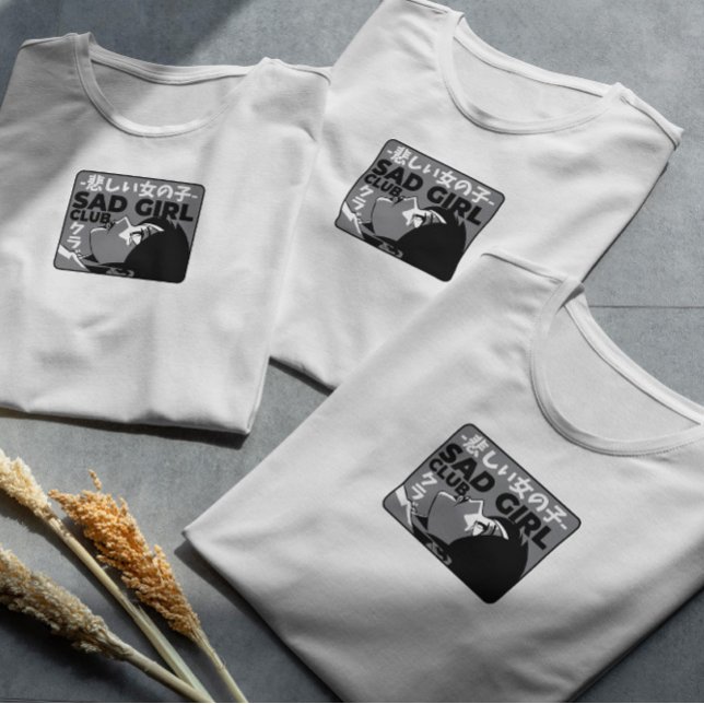 Ledsen Girl Klubb Anime T Shirt (Skapare uppladdad)