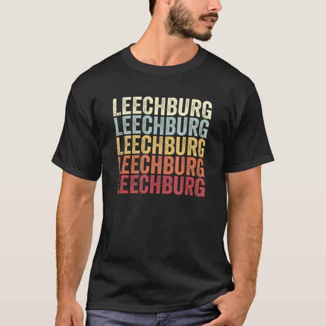 Leechburg Pennsylvania Leechburg PA Retro Vintage  T Shirt (Framsida)
