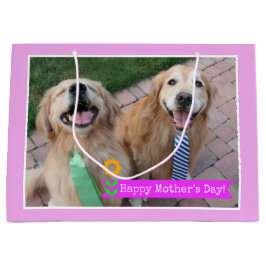 Leende Golden Retrivers Wearing Ties Mors dag