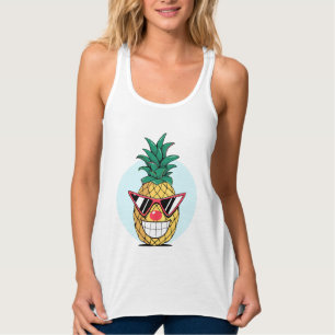 Leende pineapple som bär solglasögon & clownnäsa linne med racerback
