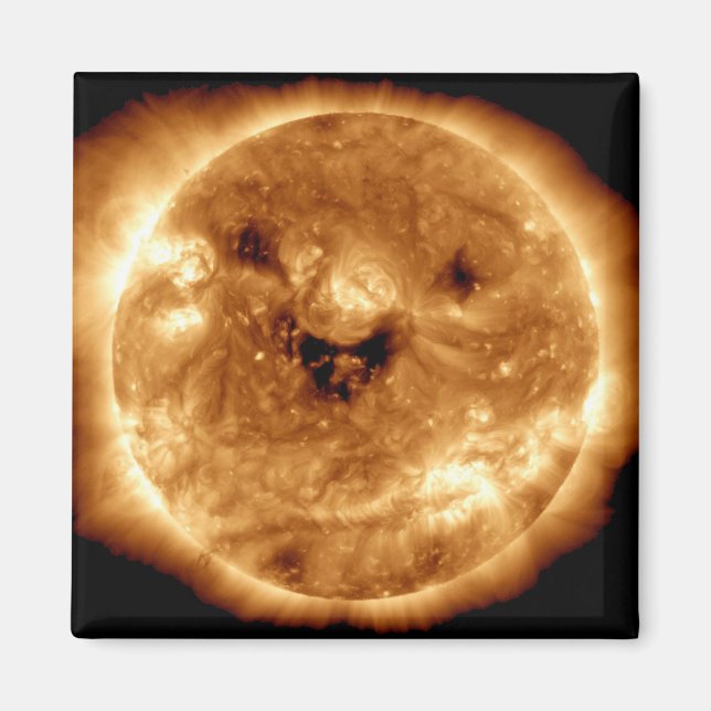 Leende sol från NASA:s solobservatorium Magnet (Framsidan)