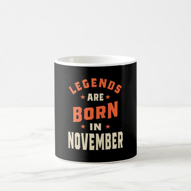 Legenden är född i november - november födelsedag kaffemugg (Center)
