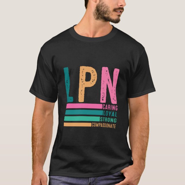 Legitimerad undersköterska t shirt (Framsida)