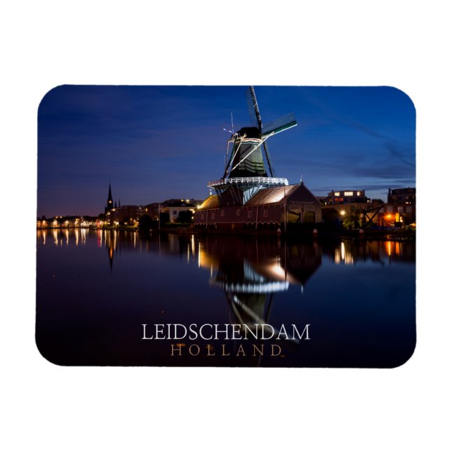 Leidschendam kvarn med reflexion nattetid magnet (Horisontell)