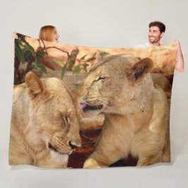 Lejon Fleece Blanket