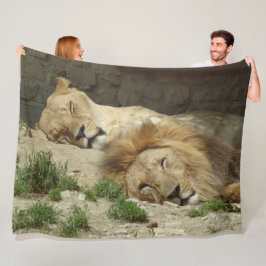 Lejon Fleece Blanket
