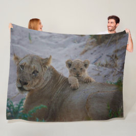 Lejon Fleece Blanket