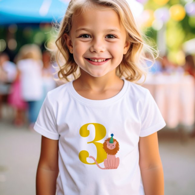 Lejon Födelsedagsfest för stora år T Shirt (Party Animals 3rd Birthday t-shirt with elephant wearing a party hat and holding colorful balloons)