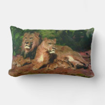 Lejon hemma (med Lioness och Lejona Unge)