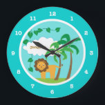 Lejon i Jungle med Handflatan Träd Personlig Stor Klocka<br><div class="desc">Den här personligen har en söt barndesign med ett lejont,  två handflatan träd,  vitt moln,  viner och löv på tealbakgrund. Med anpassade kan du lägga till en namn.</div>