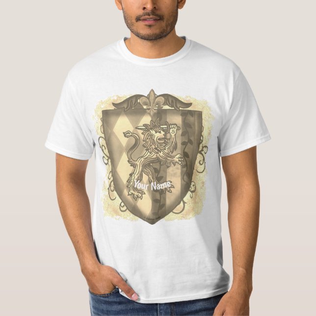 Lejon Kam Streck Sköld efternamn T Shirt (Framsida)