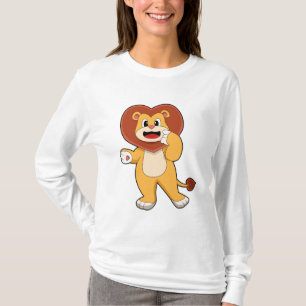 Lejon med hjärta t shirt