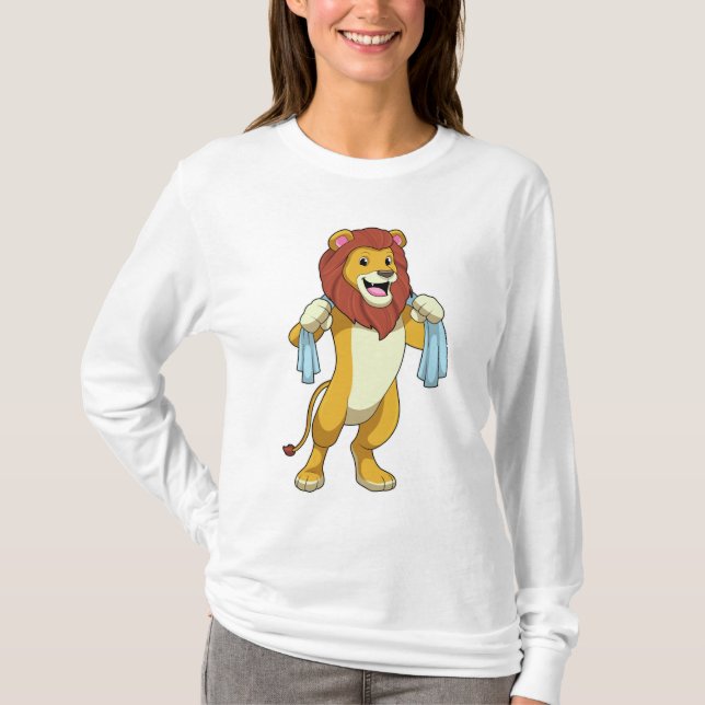 Lejon med Towel for Shower T Shirt (Framsida)