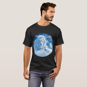Lejon och lamm i molnen t shirt