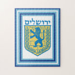 Lejon om Judah Emblem Jerusalem Hebrew Pussel<br><div class="desc">11-tums x 14-tums pussel med en bild av en blå och gult Lejon av Judahemblem på vitt och en bred blå,  turkos och vit gräns. Se hela Hanukkah Puzzle-samlingen under HOME-kategorin i avsnittet HELGDAGAR.</div>