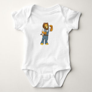 Lejon som Handyman Screwdriver T Shirt